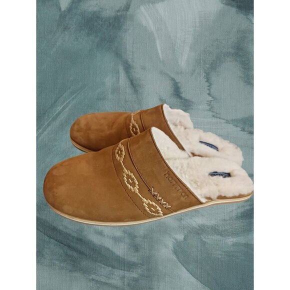 Hari Mari Shearling Lined Suede Slippers In Tan color With Embroidered Details S - Picture 4 of 10